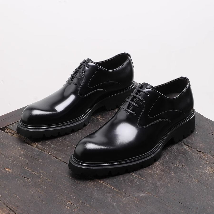 Young Men'S Grooming - 2025年 メンズ カジュアル レザー ブリティッシュスタイル トレンド